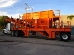 Olympus 45cy stone bin with unloading conveyor, portable design with kingpin